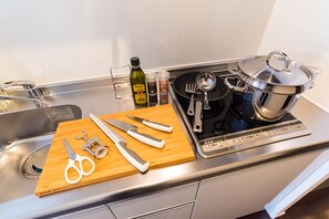 냉장고, 전자레인지, 쿡탑, 전기 주전자