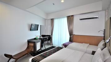 In-room safe, desk, free WiFi, bed sheets