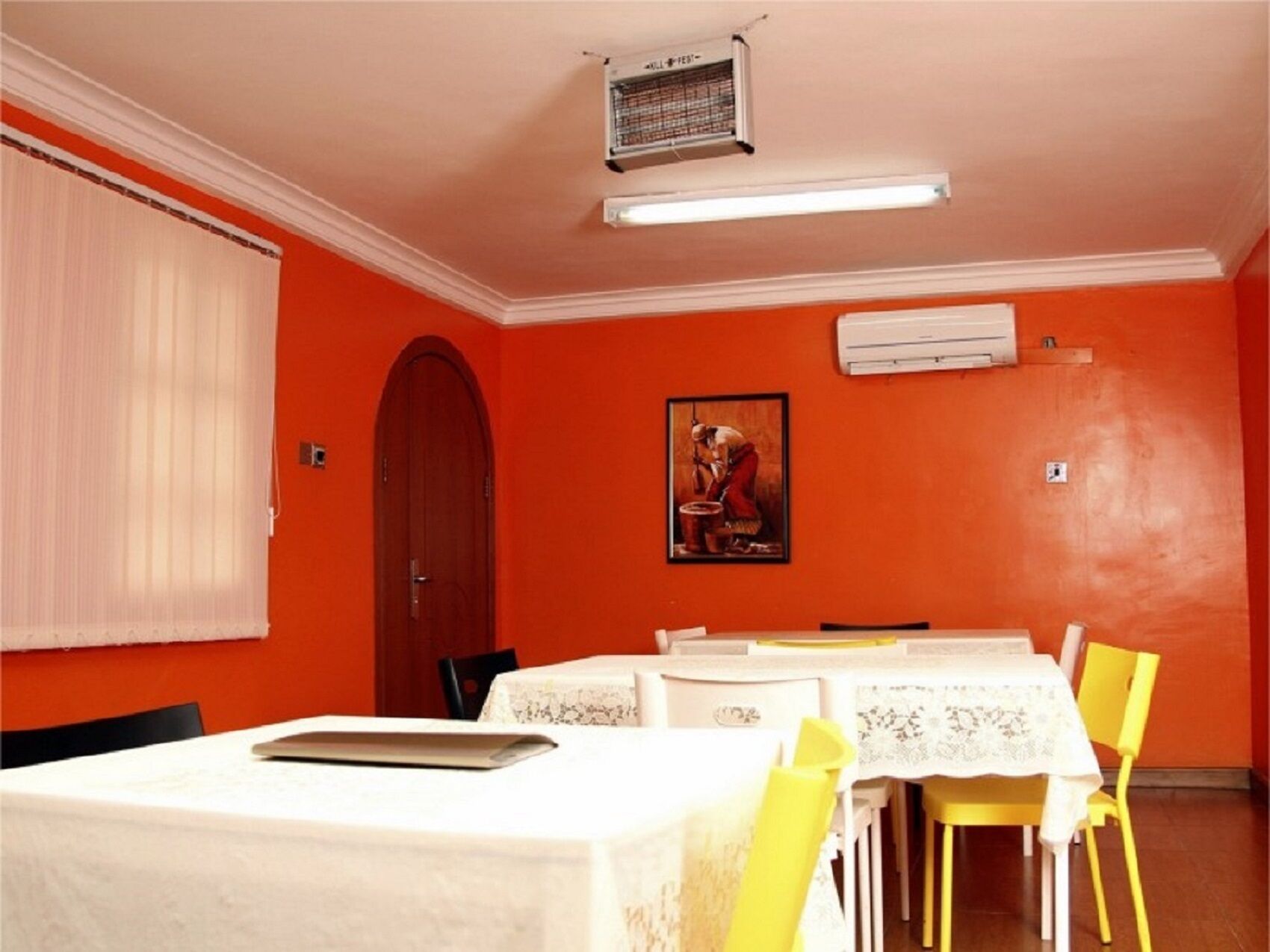 Frokost med lokale retter hver dag (NGN 3000 per person)