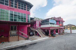 Exterior - OYO 89984 Noris Wang Homestay (Lumut)