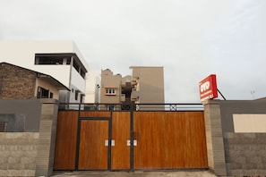 Exterior - Hotel O Dinda Residence Syariah (Medan)