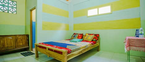 Economy Double Room | Free WiFi, bed sheets