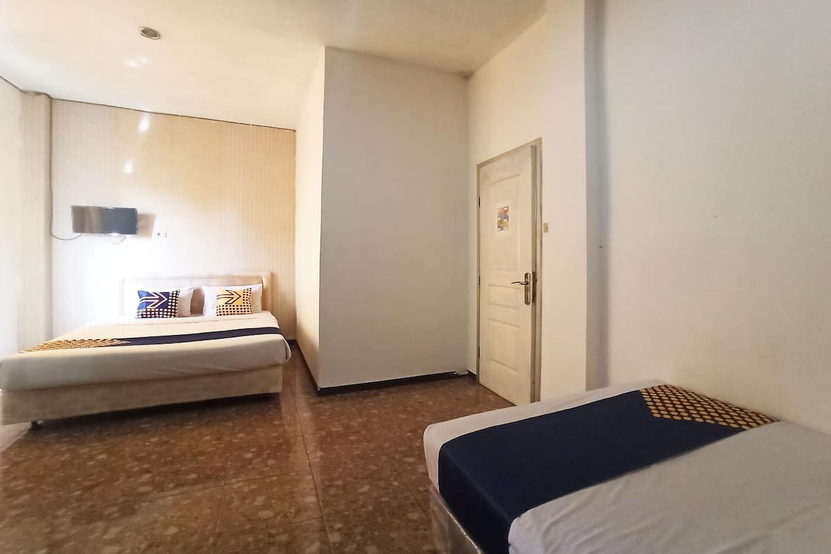 Habitación triple económica | Wifi gratis