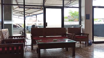 Khu tiếp khách ở sảnh