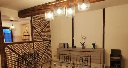 House in the countryside, ideally located between Namur and Dinant