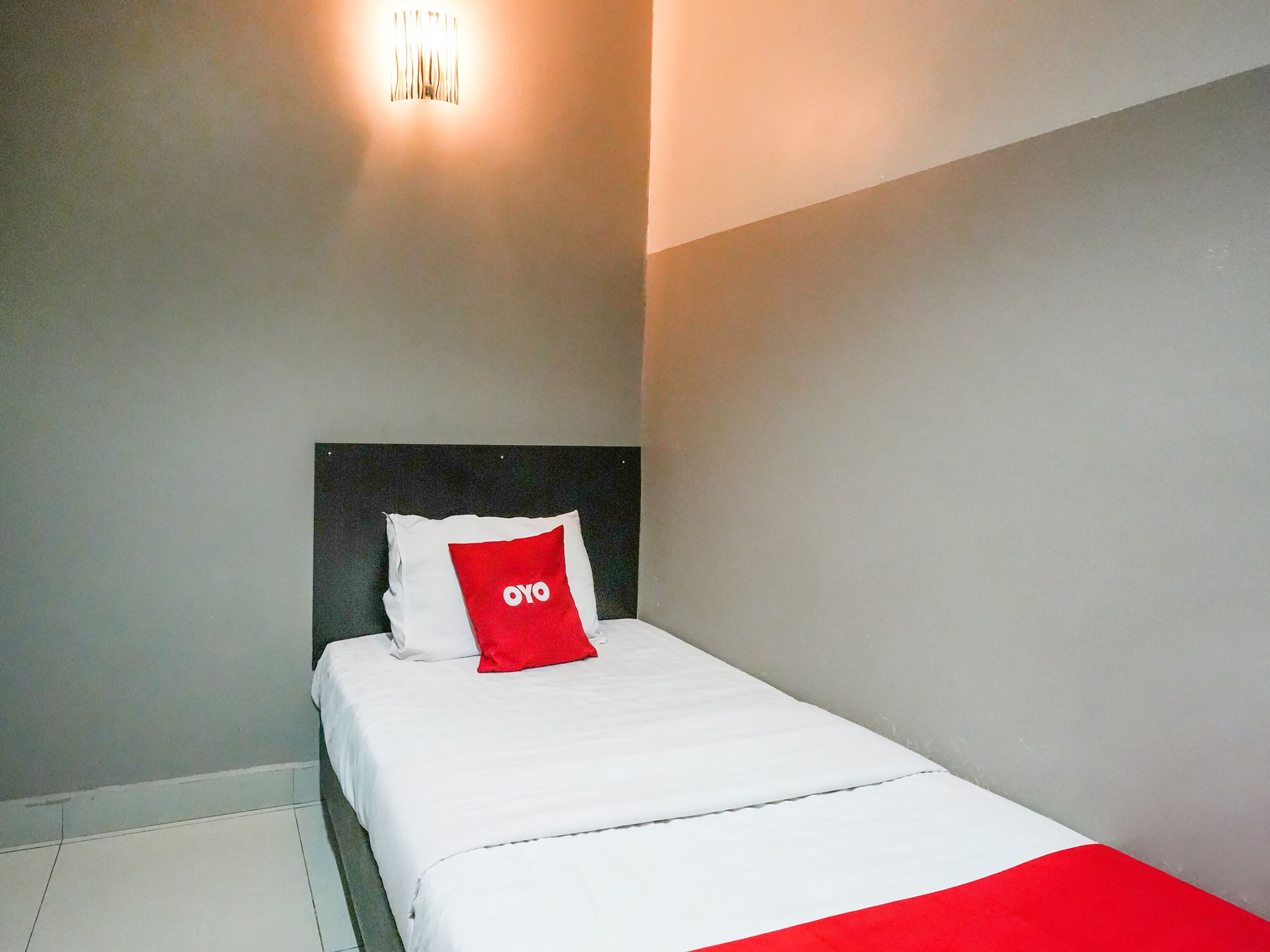 standard single room | 1 bedroom, desk, free wifi, bed sheets