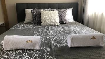 1 dormitorio, tabla de planchar con plancha, wifi