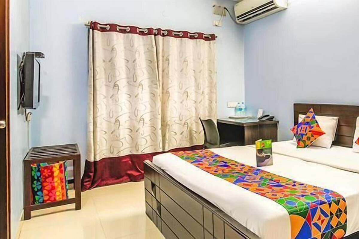 Deluxe Room | Rollaway beds (surcharge), WiFi (free)