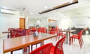 Restaurant - FabHotel Yesmark III (Hyderabad)