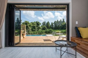 独立别墅, 3 间卧室 (Arroze) | 起居区 | 平板电视