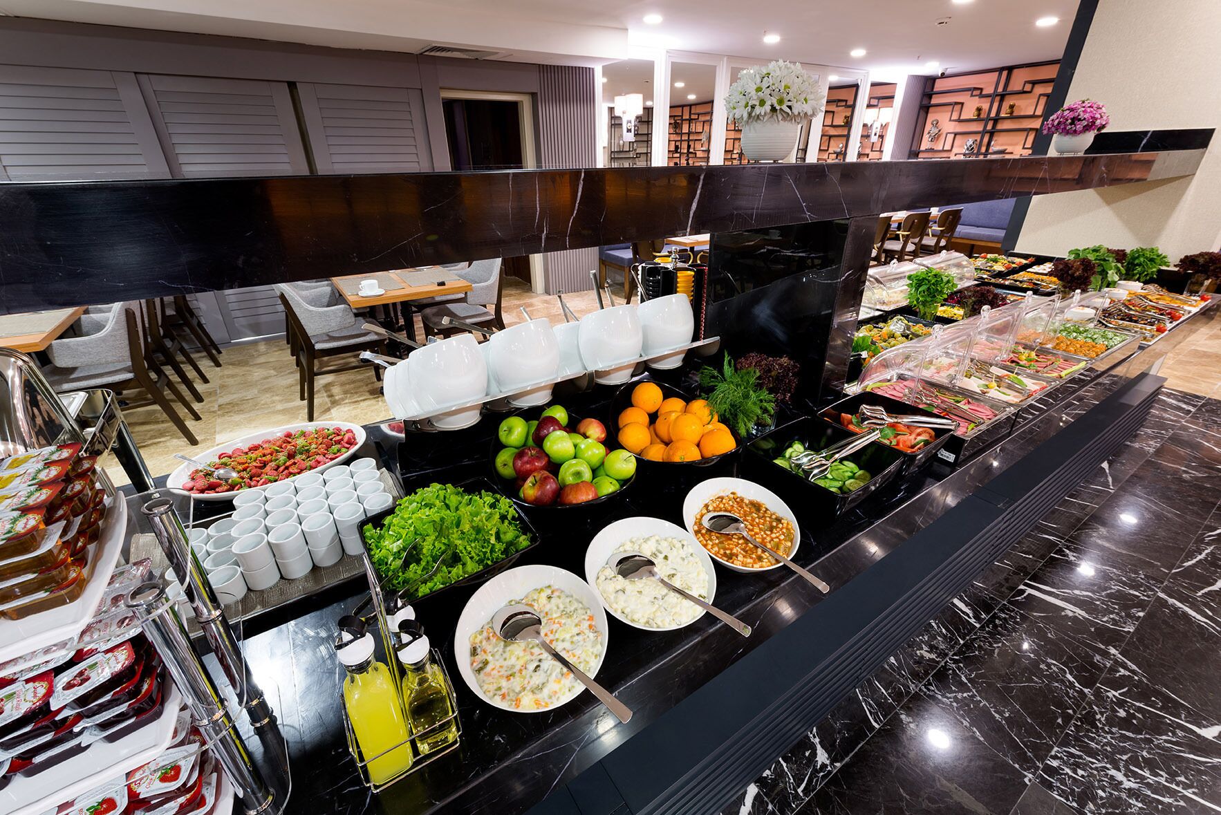 Tägliches inbegriffenes Frühstücksbuffet