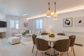 Villa - 3 sovrum - privat pool | Vardagsrum | Platt-tv