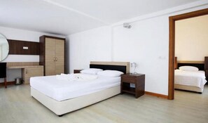 Frigobar, Wi-Fi de cortesia, roupa de cama