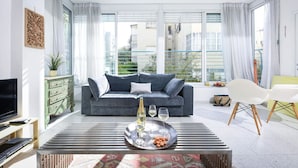Apartment, 2 Bedrooms | Interior - Tranquil Garden Retreat by Sea N Rent (Tel Aviv)
