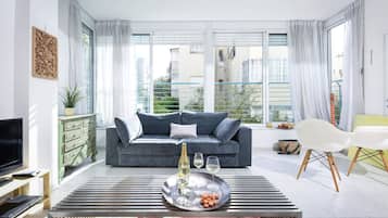 Apartment, 2 Bedrooms | Interior