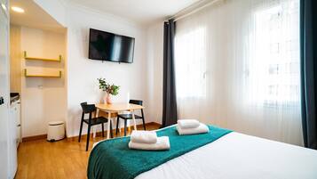 2 slaapkamers, individueel gedecoreerd, individueel gemeubileerd