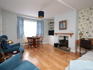 Télévision, cheminée