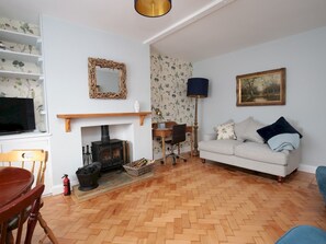 Télévision, cheminée