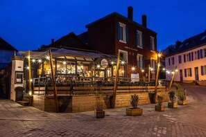 Lunch, dinner served; local cuisine, ocean views - Hôtel Ty Mad (Groix)