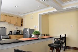 Standard Apartment, 2 Bedrooms | Private kitchenette