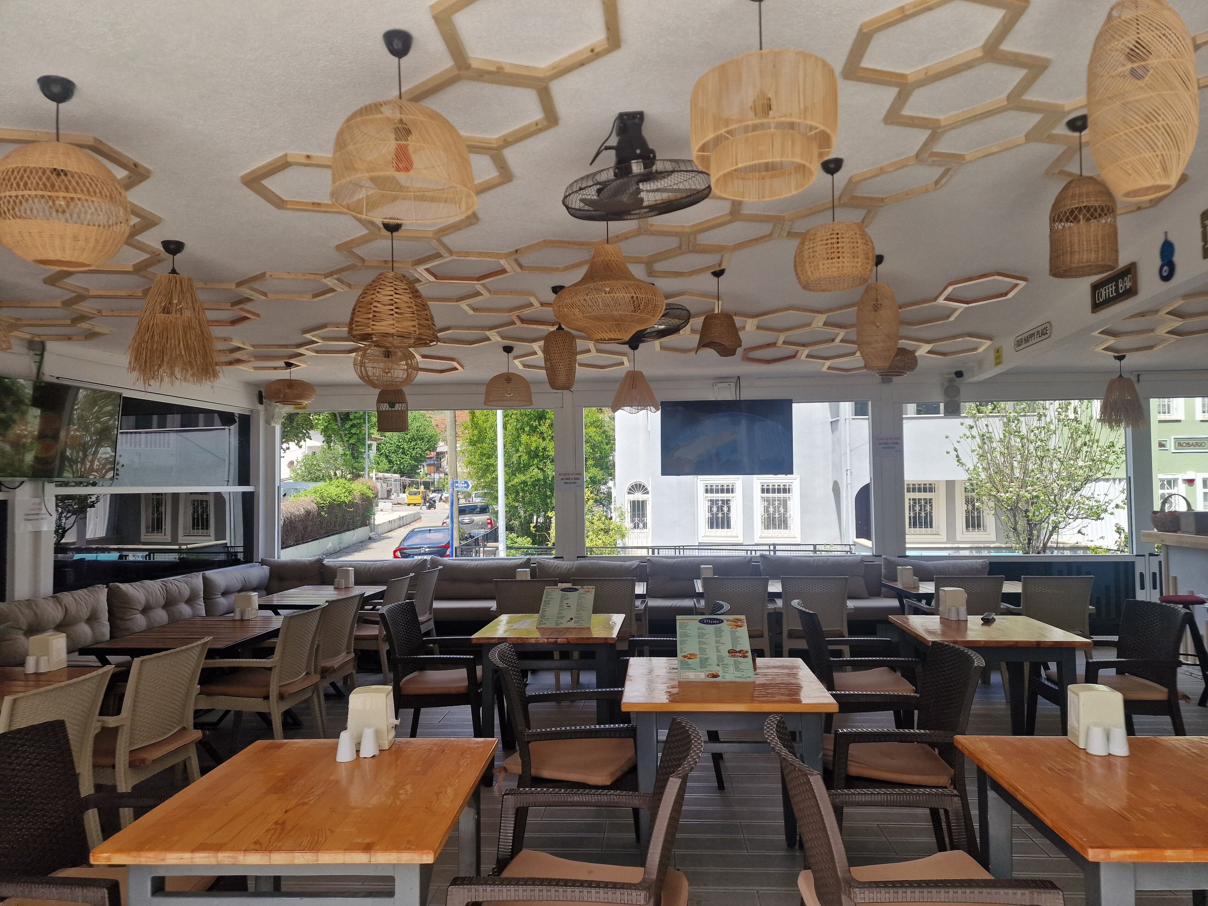 Se sirven desayunos, almuerzos, cenas y cocina internacional 