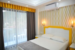 Minibar, wi-fi (inkludert) og sengetøy