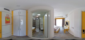 1 bedroom, minibar, free WiFi, bed sheets