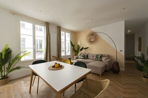 Fernseher