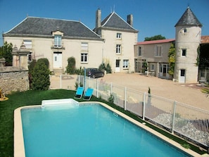 Seasonal outdoor pool