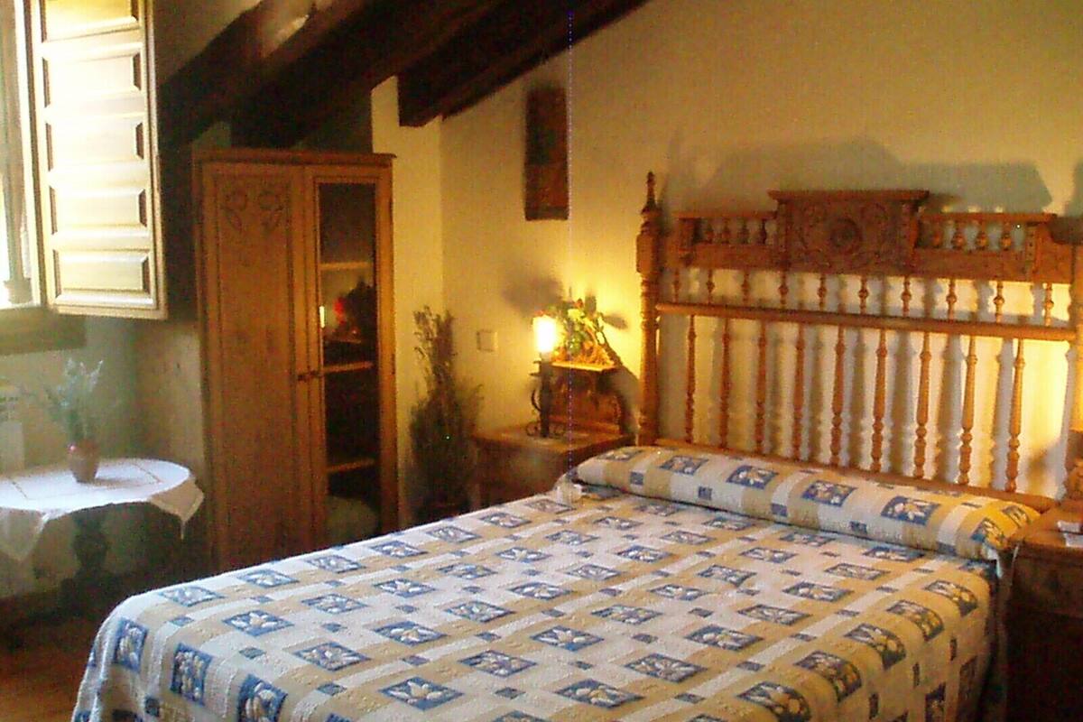 Doppel- oder Zweibettzimmer