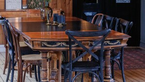 Villa, 4 camere da letto | Cucina privata | Macchina per tè/caffè, frigorifero con congelatore, forno, piano cottura
