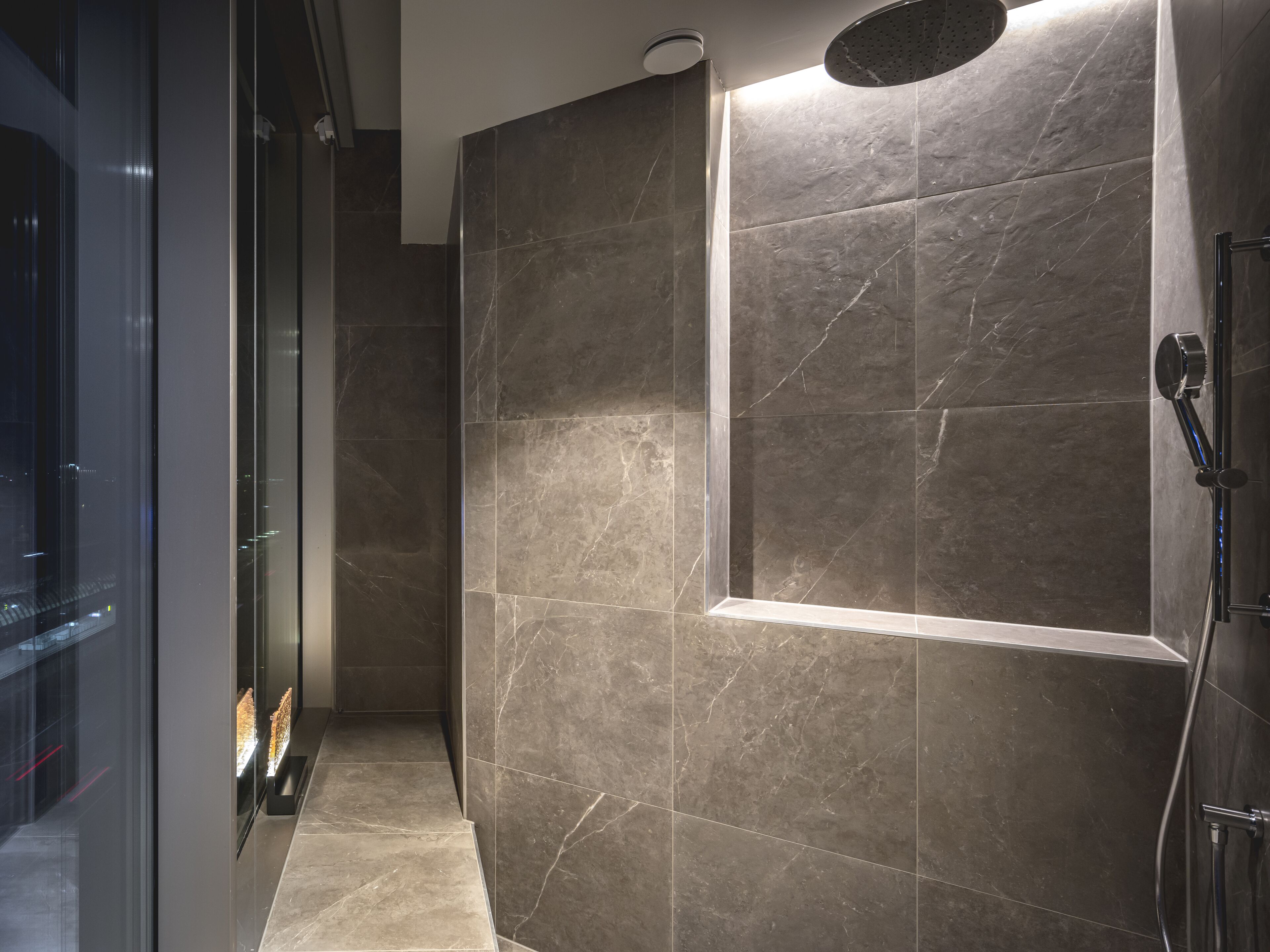 suite, 1 king bed, hot tub | bathroom shower