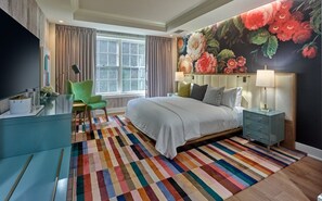 Caja de seguridad en la habitación y escritorio 