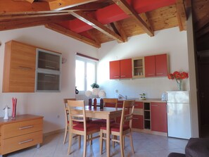 Apartment (Comfort One Bedroom Apartment) | Private kitchen | Fridge, electric kettle - Apartments Vodnica (Dubrovnik)