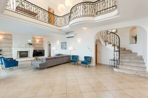 Photo non classée, 2 sur 38, bouton