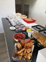 Free daily continental breakfast