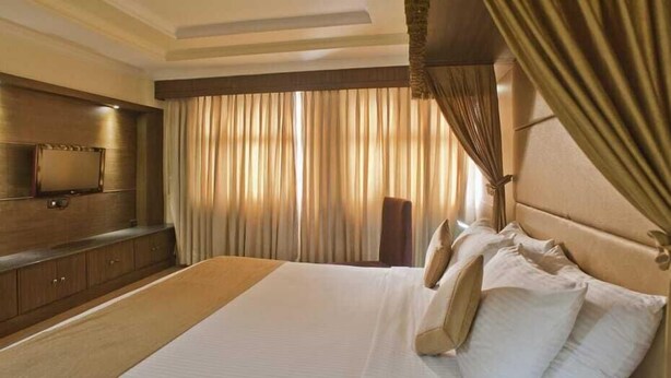 Unclassified image, 1 of 12, button - Hotel Gulshan International (Kolkata)
