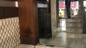 Unclassified image, 3 of 12, button - Hotel Gulshan International (Kolkata)
