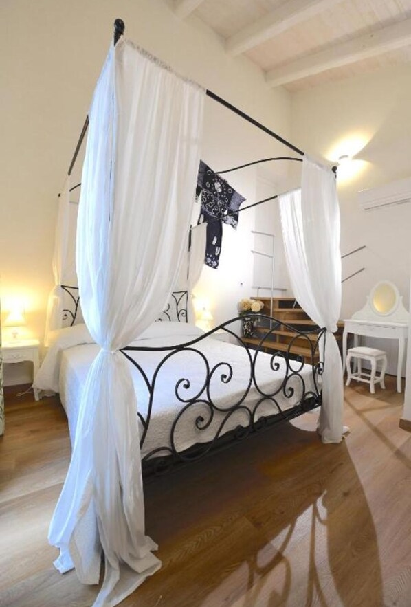 2 Schlafzimmer, Zimmersafe, Bügeleisen/Bügelbrett, kostenloses WLAN