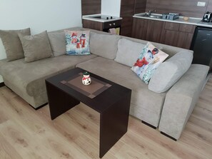 Living room - Royal Bansko Aparthotel - 1 Bed Sleeps 4 (Bansko)