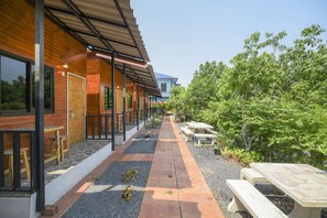 Porch - OYO 808 Kawin Home (Bangkok)
