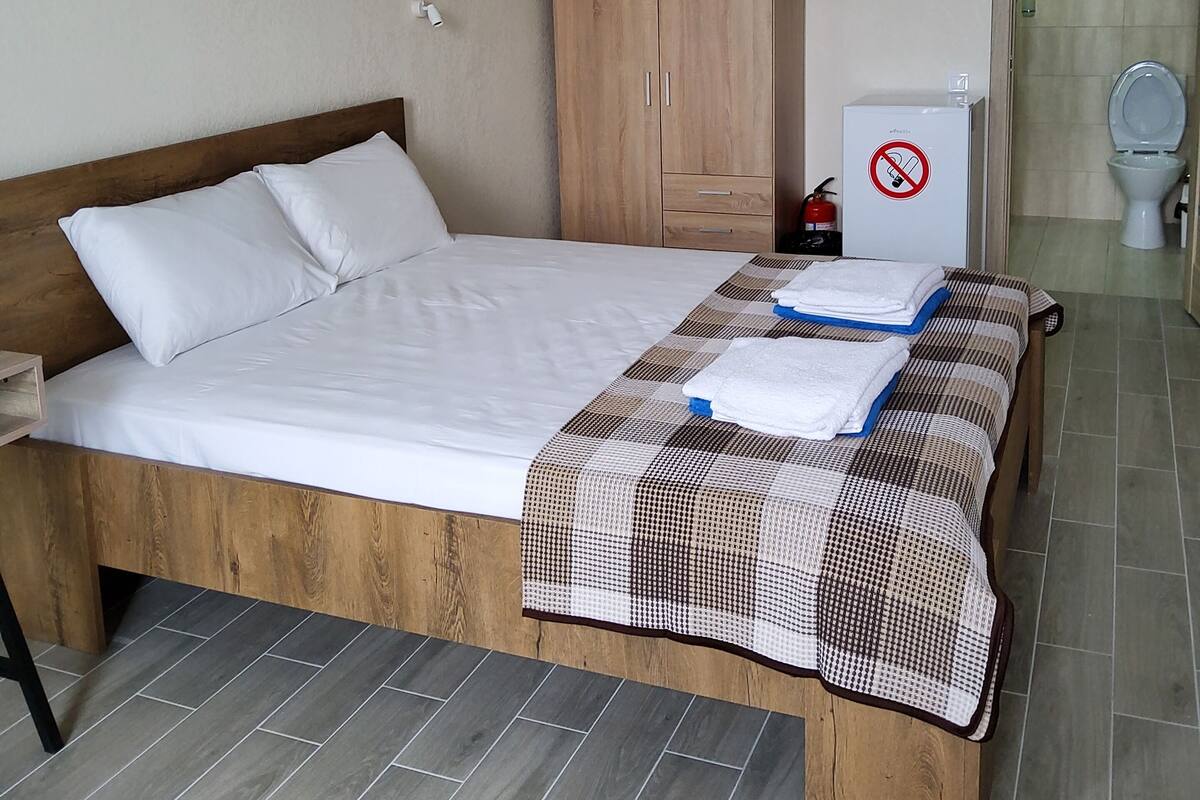Basic Double Room | In-room safe, desk, blackout curtains, iron/ironing board (on request)