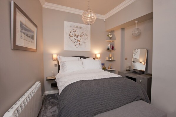 Apartment, 1 Bedroom | 1 bedroom, iron/ironing board, free WiFi, bed sheets - Coppergate Chambers (York)