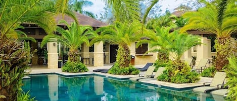 Outdoor pool, sun loungers