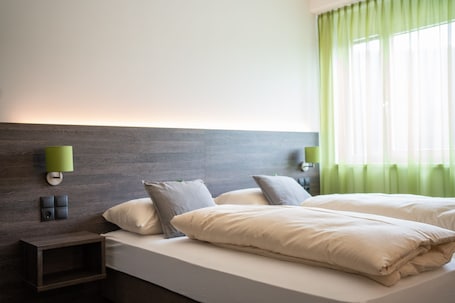 In-room safe, desk, laptop workspace, soundproofing