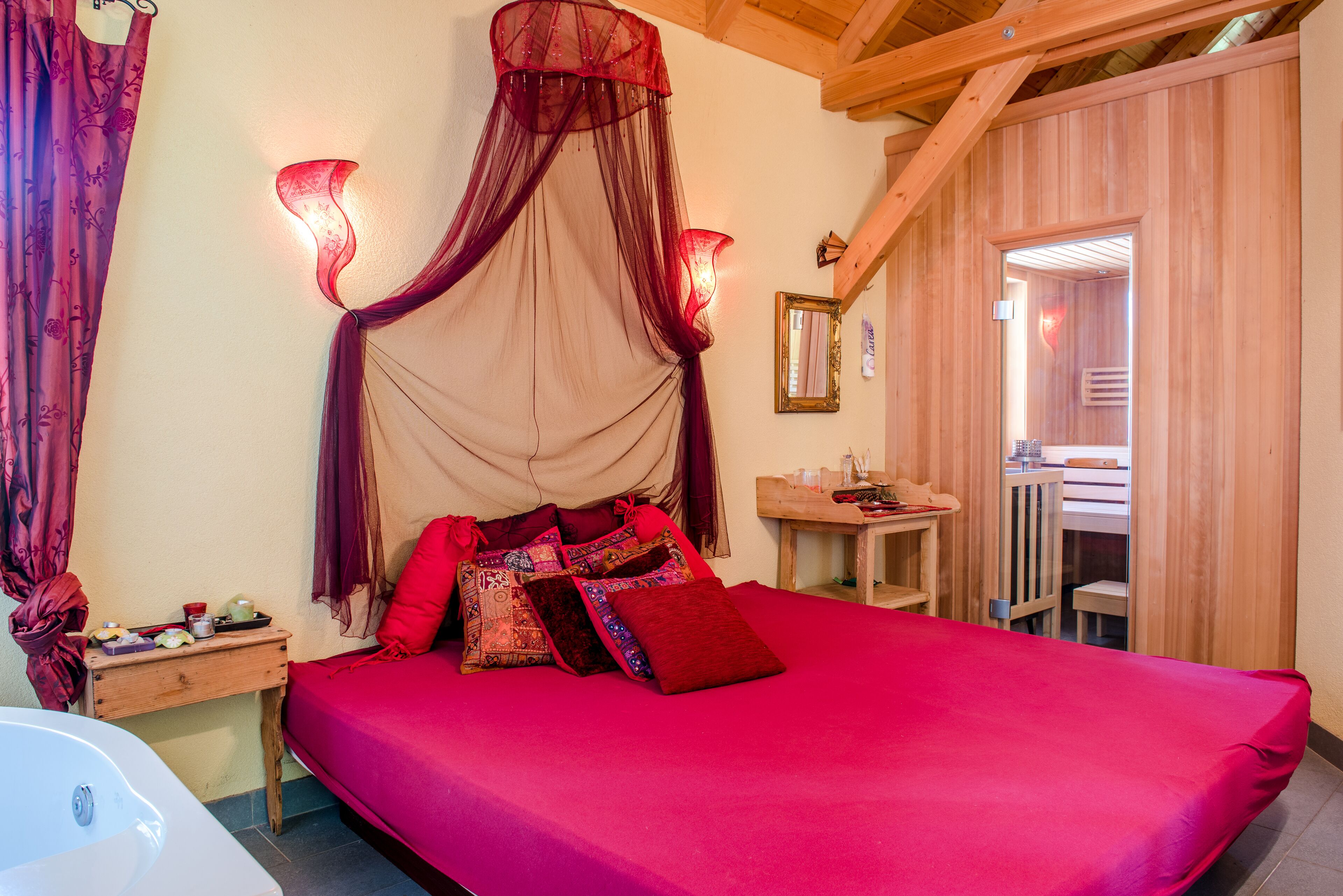 Zimmer (Edelweiss) | Individuell dekoriert, individuell eingerichtet, kostenloses WLAN