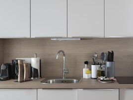 One-bedroom Suite with separate kitchen | Private kitchenette | Fridge, oven, coffee/tea maker, electric kettle