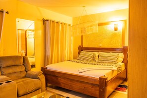 1 bedroom, desk, iron/ironing board, free WiFi