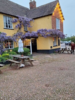 Family Room with Private bathroom