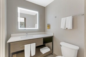 Suite, 1 King Bed, Non Smoking, Jetted Tub (with Sofabed) | Bathroom - Best Western Plus Executive Residency Phoenix North Happy Valley (Phoenix)
